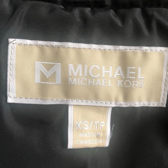 NWOT - Michael Kors Women's Puffer Vest in Black Size XS - Picture 13 of 13